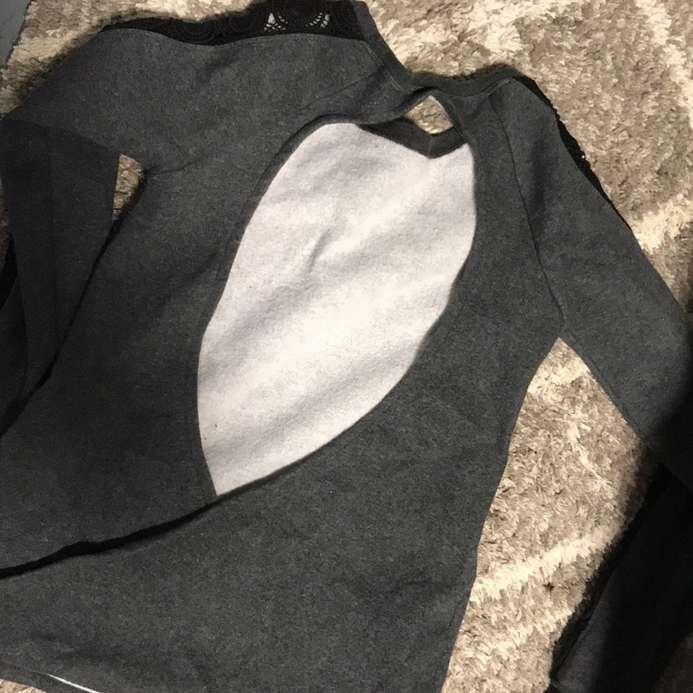 Fabletics sweater - Picture 4 of 4
